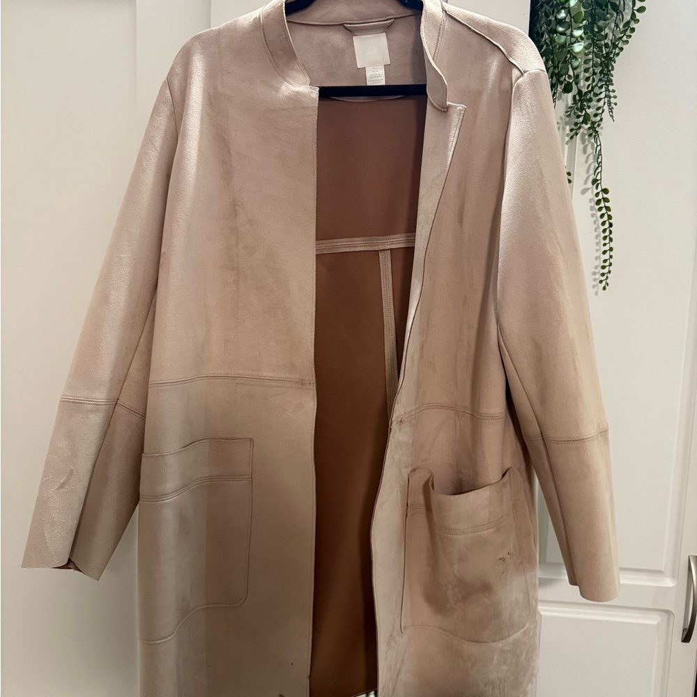 H&M Blush Pink Trench Coat Minimalist Design